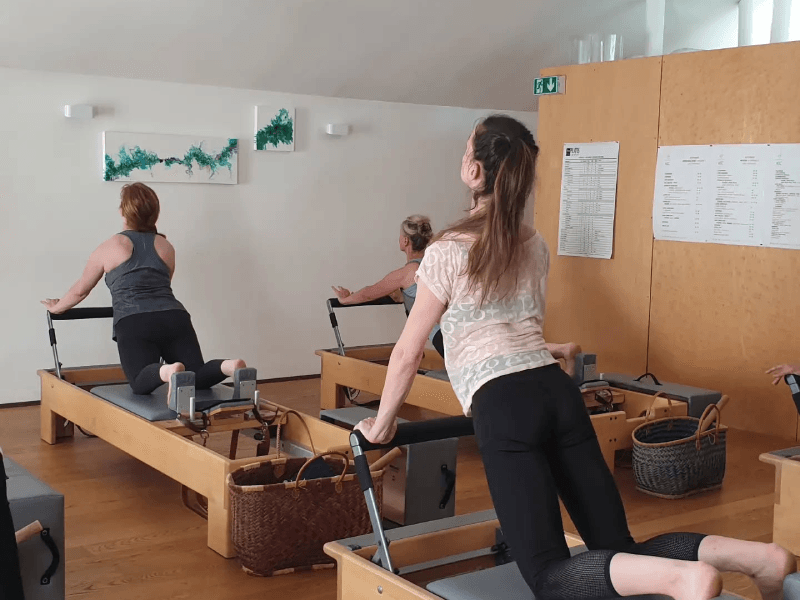 Cours de Pilates au studio Desemouvoir